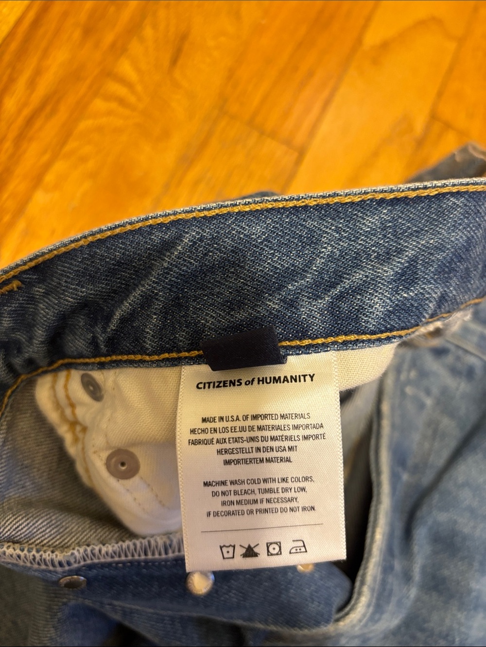 Citizens Of Humanity Light Blue Distressed Wide-Leg Jeans - Picture 6 of 8
